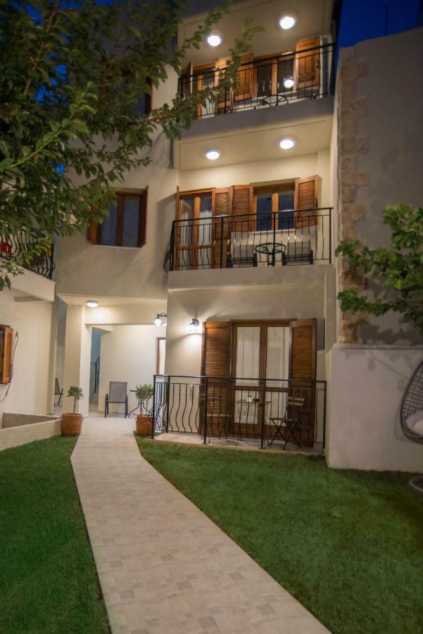 Aelia Apartments 하니아 외부 사진
